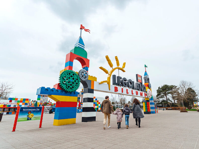 Ingang van Legoland Billund in Denemarken